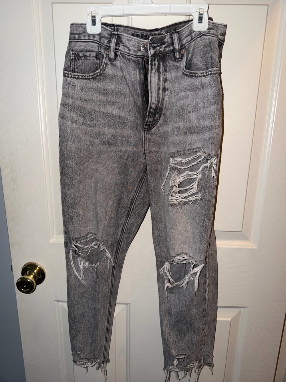 American Eagle Outfitters Gray Distressed Slim-Straight Jeans
